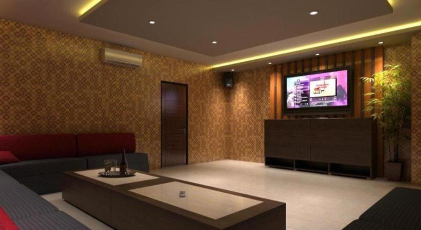 Win Grand Hotel Бекасі Екстер'єр фото